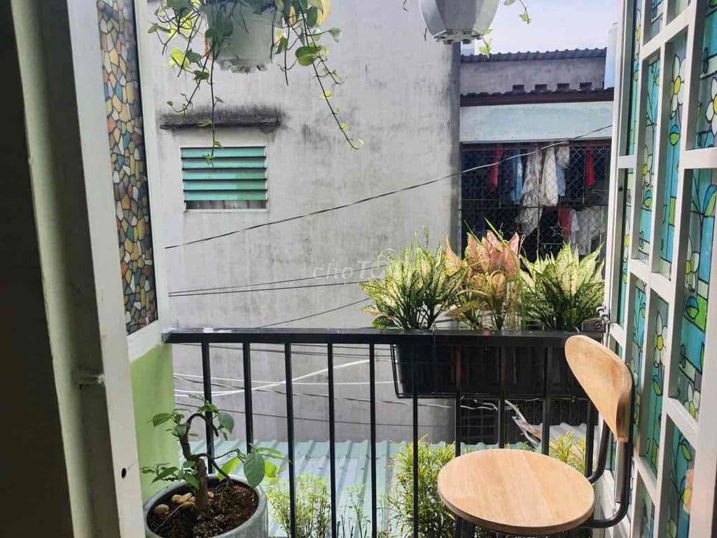 bán nhà 2 tầng gần Vincome Lê Văn Việt - Ảnh 2