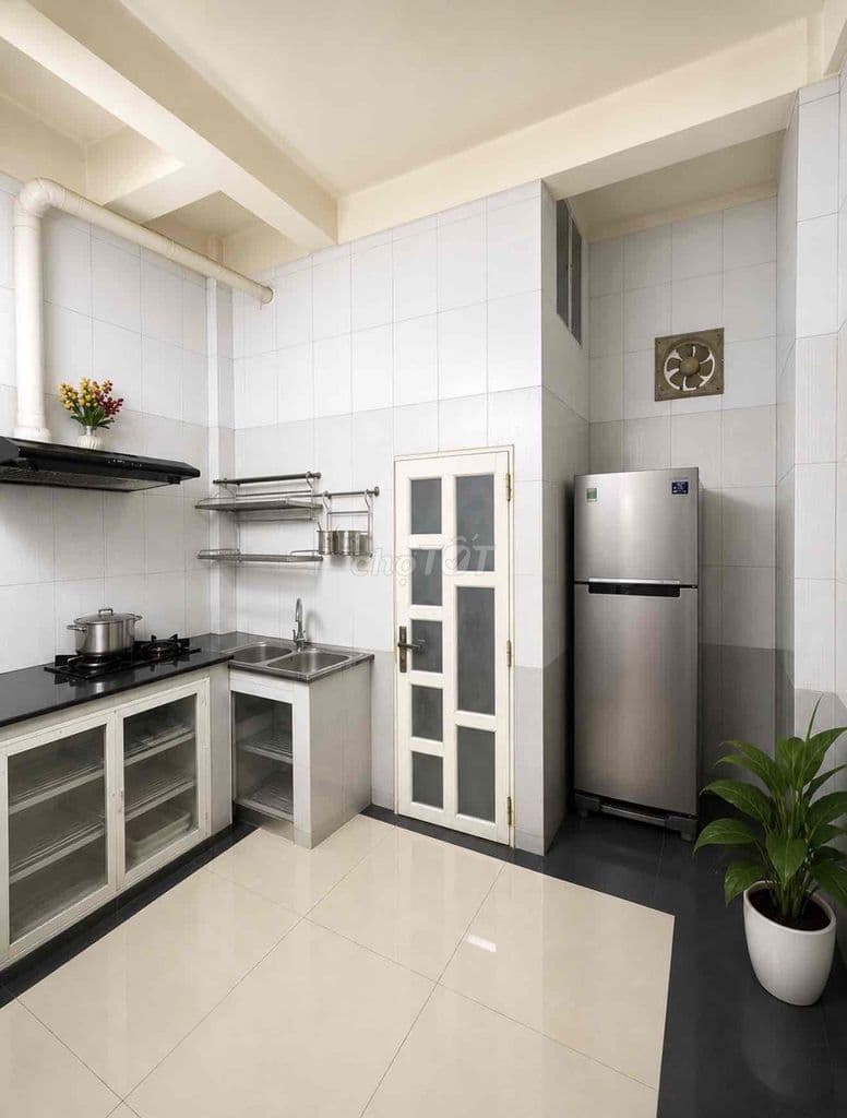 Nhà Lạc Long Quân 3T, hẻm 6m thông 32m2. Chỉ 6.5 tỷ. Ở - cho thuê KD - Ảnh 3