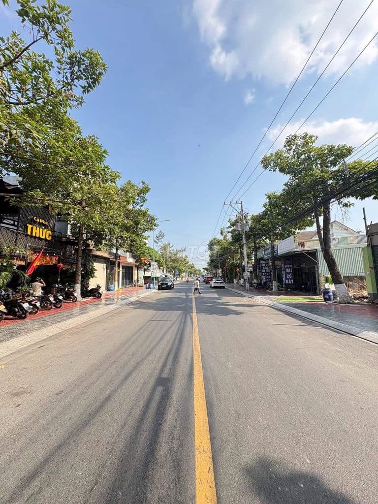 Lô đất mặt tiền Trần Quang Khải, Dĩ An, Bình Dương