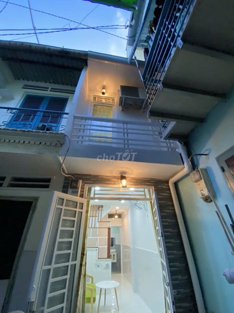 Bán Nhà Trần Văn Quang - 15m2 - 2PN Ở Liền SHR Chỉ 1 Tỷ xíu