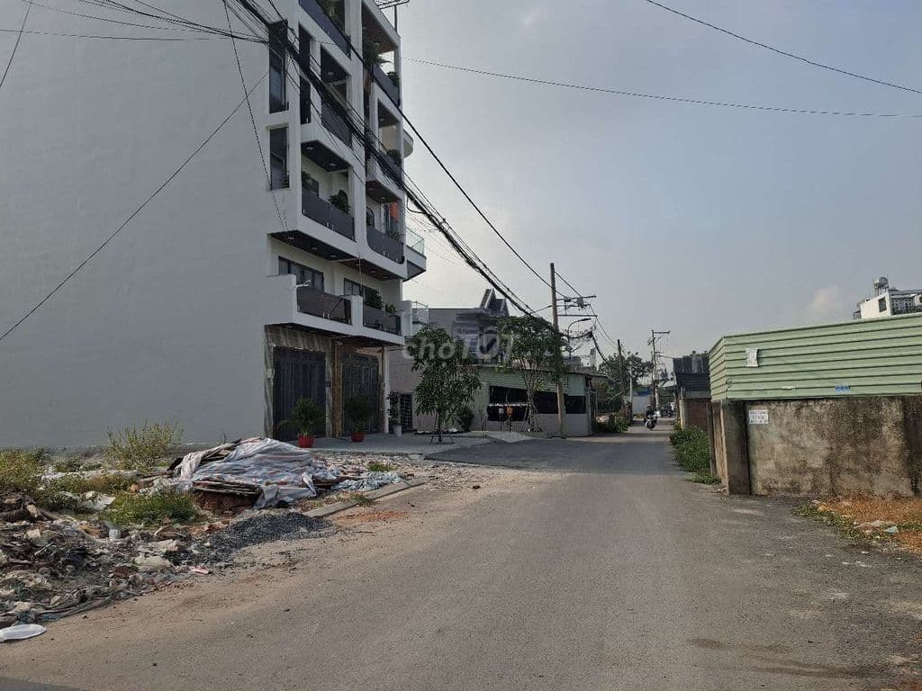 xả hàng 3 lô liền kề đường thạnh xuân 25 phường thới an