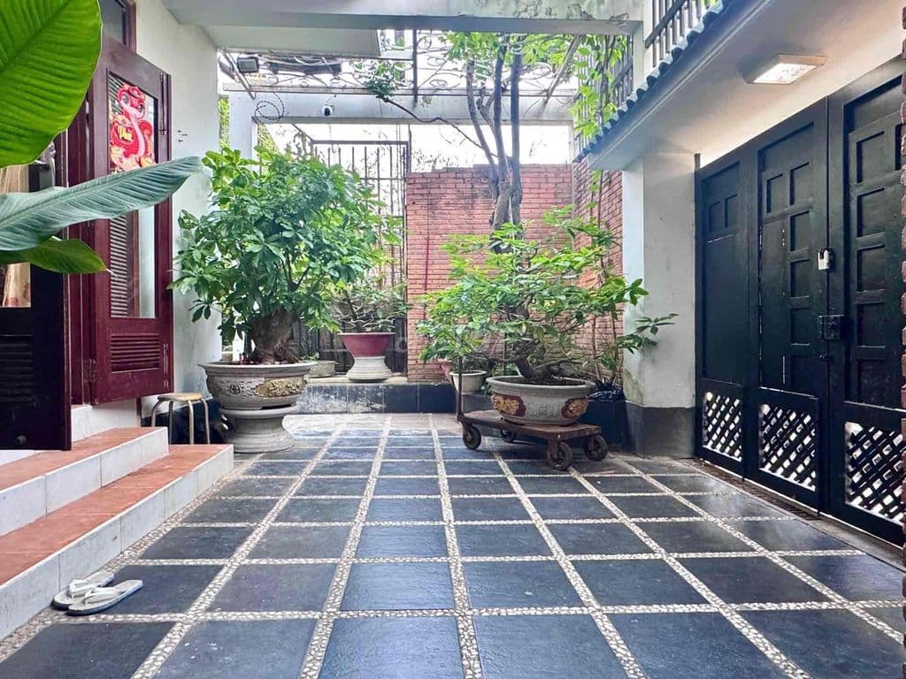 BÁN BIỆT THỰ VIEW SÔNG DƯƠNG BÁ TRẠC QUẬN 8. DT: 120m2. GIÁ: 18 Tỷ TL
