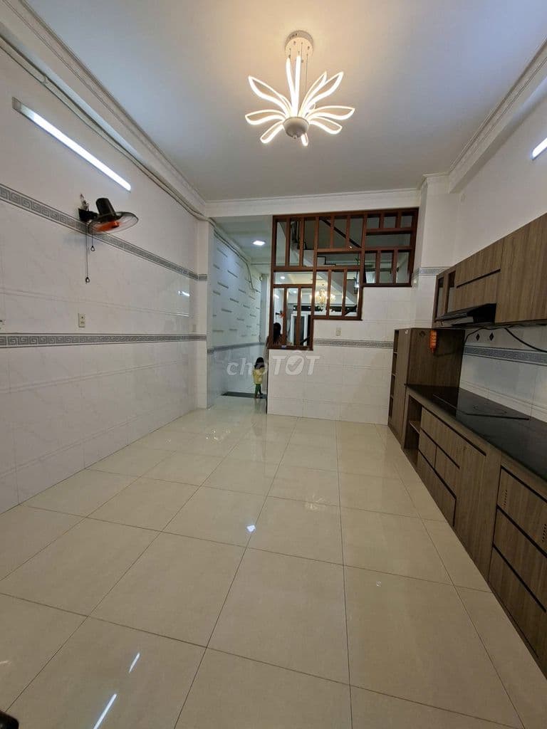 🍃🌿ĐỐI DIỆN HOA VIÊN💯MTNB khu Bình Phú 4x17m 4 tầng GẦN TRƯỜNG B.PHÚ