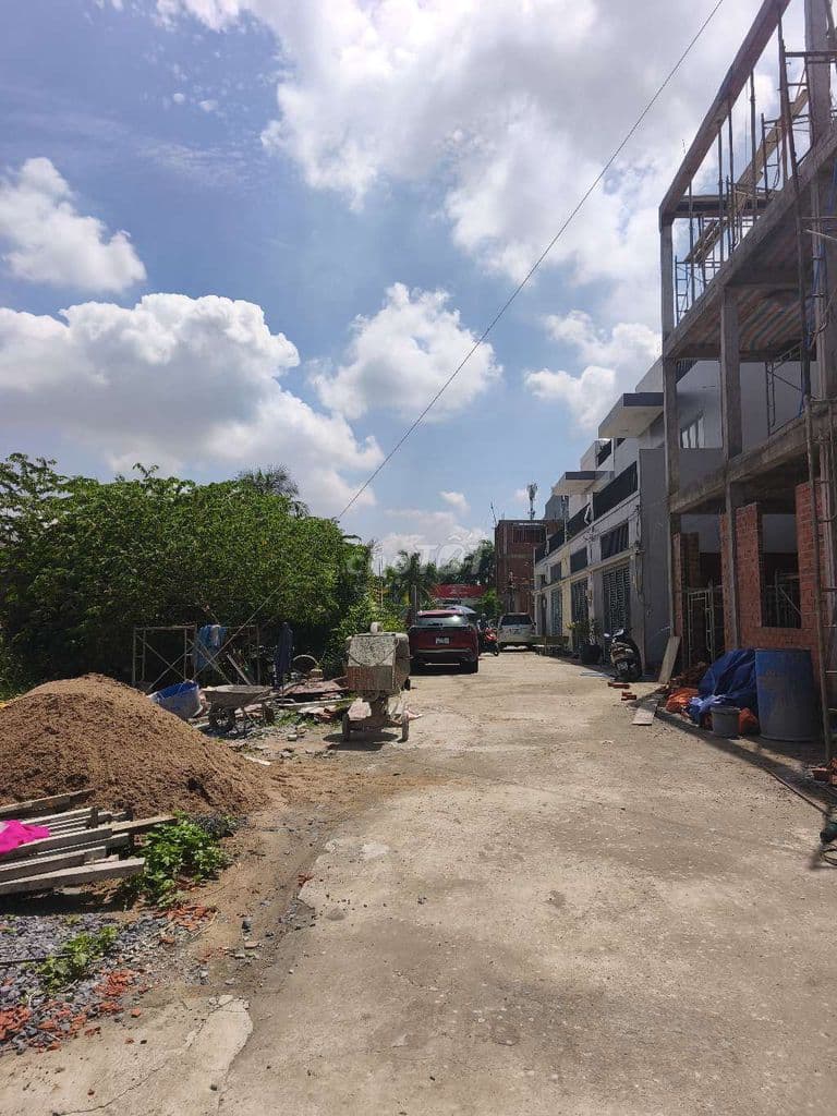 Bán 1000m có 950m thổ cư. đường xe hơi vào tới đất. - Ảnh 2