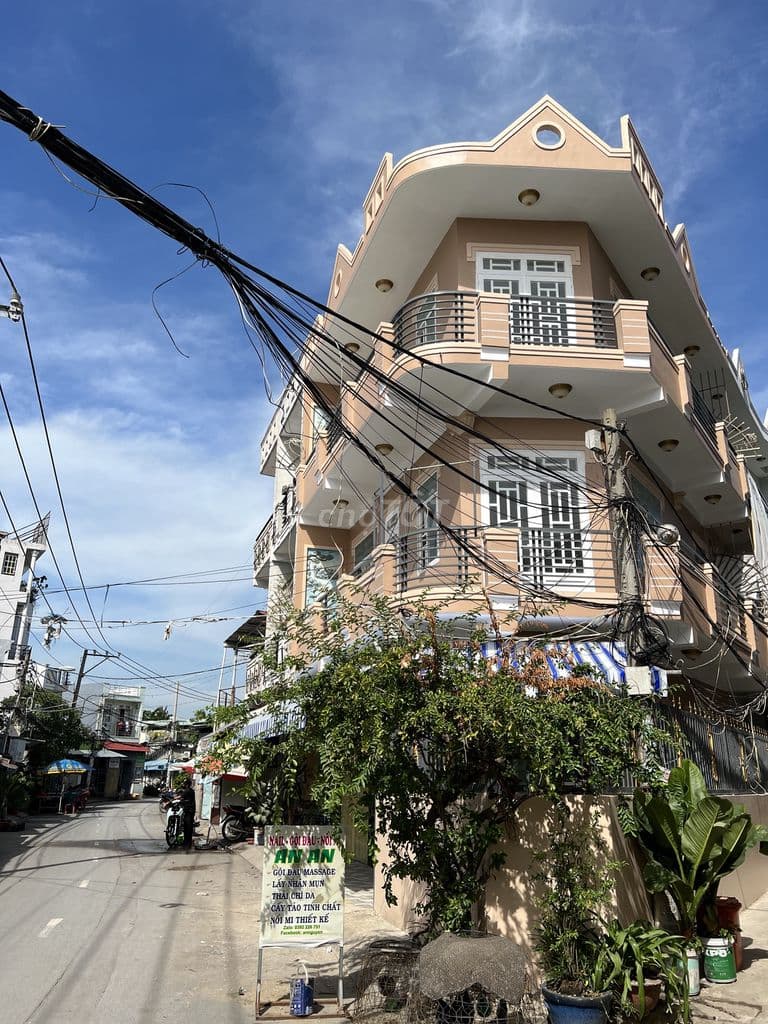 Bán nhà Góc 2MT Lý Đạo Thành, Q.8, DT: 9x9m , 3 Tầng, st view sông - Ảnh 3