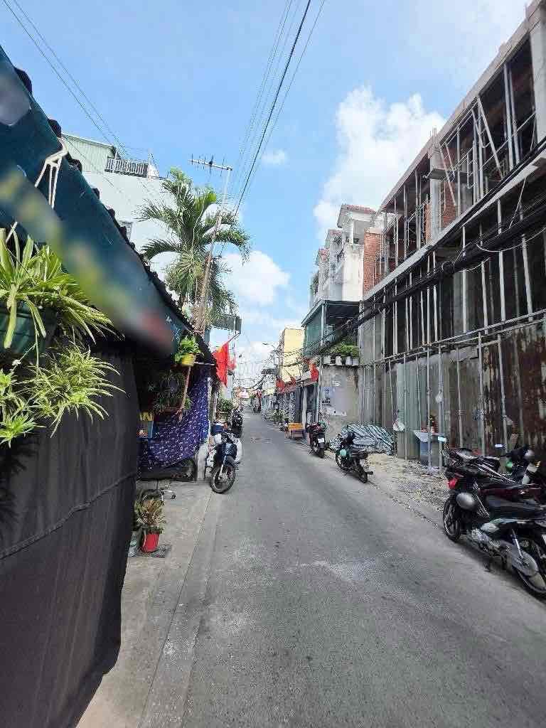 4x14-4Tầng-Vị trí kinh Doanh-Đường Xe hơi🚗6m Thông-Chỉ 5ty x