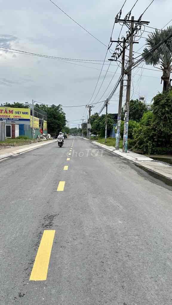 Bán Đất thổ cư 480m2 sổ hồng riêng tặng nhà cấp 4
