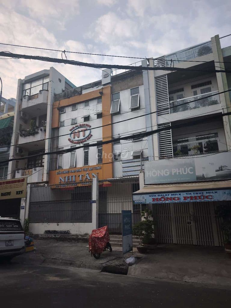 Toà nhà MT đường 32 8x16 4 lầu