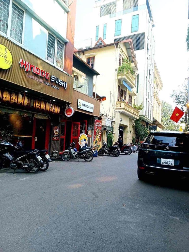 CHÍNH CHỦ CẦN BÁN GẤP NHÀ XÓM HẠ HỒI TRẦN HƯNG ĐẠO 26M 5 TẦNG 9.9 TỶ