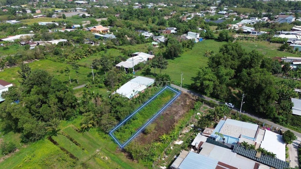 Bà chị kẹt tiền cần bán lô đất lớn Nguyễn Thị Thàng, 400m2, giá 920tr - Ảnh 2