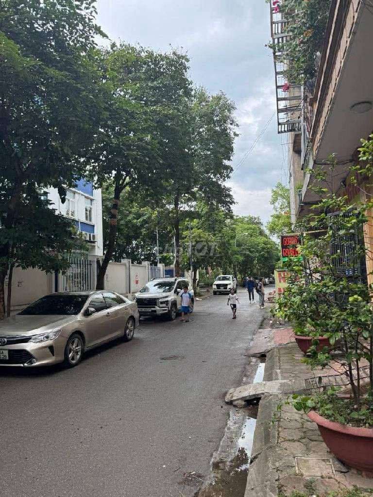 Anh Quyết cần bán nhà Đô Thị Văn Quán - 78m2- 5 tầng - 19,5 tỷ - Ảnh 3