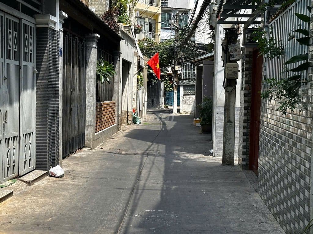 PHẠM VĂN HAI, PHƯỜNG TÂN SƠN NHẤT, TPHCM. DT: 5.05M X 16, 2 LẦU + ST - Ảnh 2