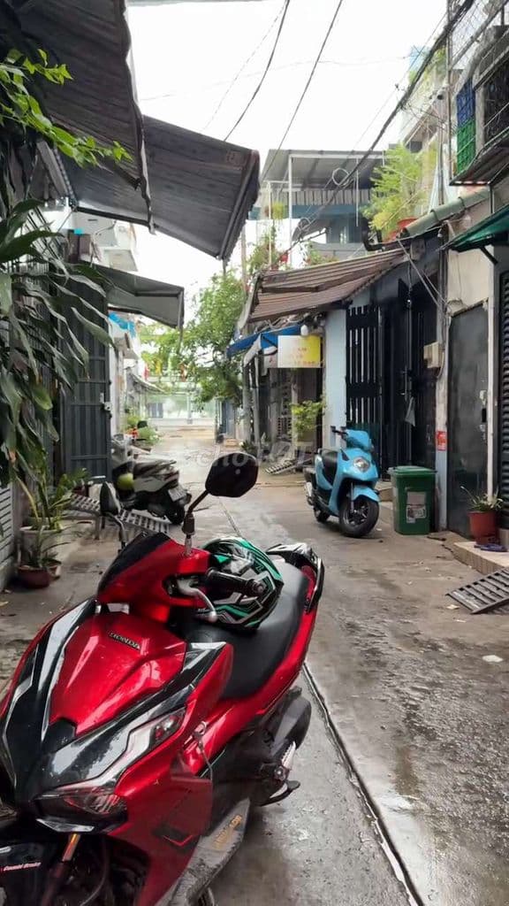 bán gấp nhà 85m2, 2 tầng,hẻm 5m, 4,45 tỷ
