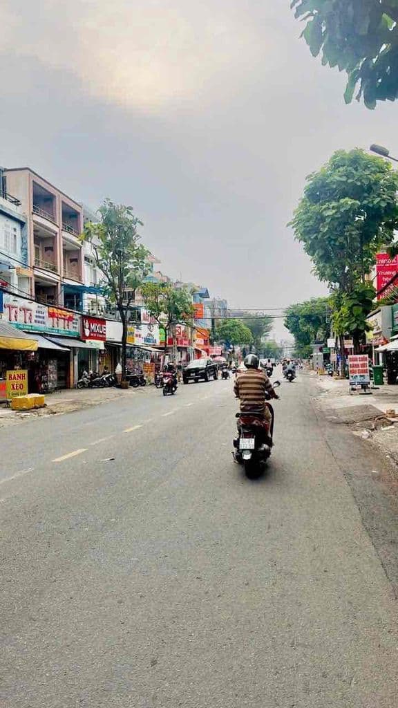 Bán nhà khu Tên Lửa, đường số 1, dt 6x21m