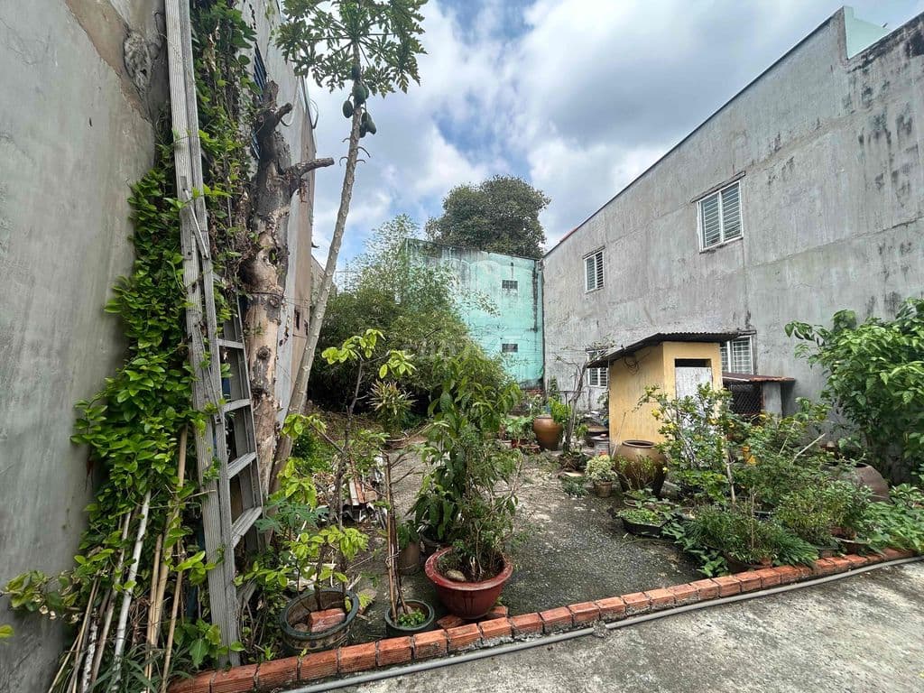 bán đất P8 Phú Nhuận 8.5x13 nở hậu