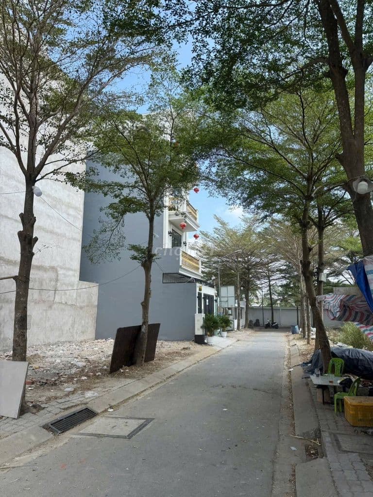 Giá tốt Phước Kiển; đường 6m; 90m2 xây cao tầng; ngay CA Phước Kiển