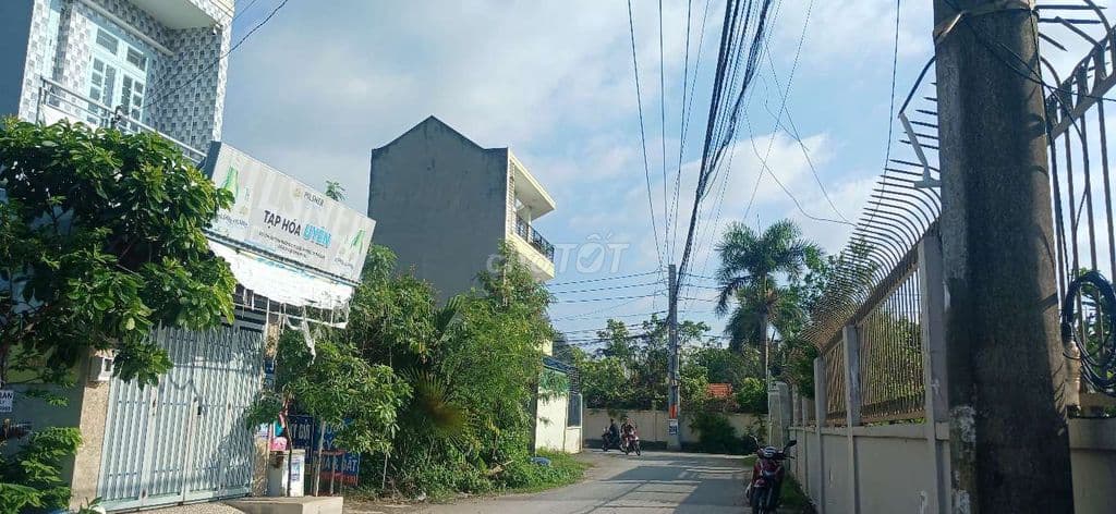 Đất 77m2 Mặt tiền đường 8 Long Phước. Quận 9 - Ảnh 2