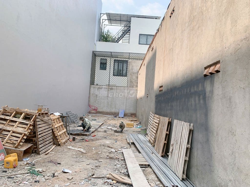 Mat tien D70-Qũy đất hiếm tại Thủ Đức - Ảnh 2