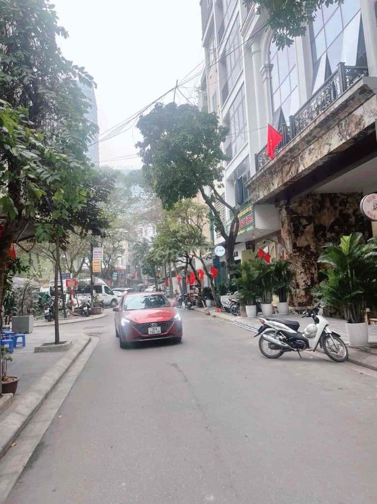 SIÊU PHẨM CẦU GIẤY 5 TẦNG 60M Ô TÔ TRÁNH NHÀ ĐẸP Ở NGAY GIÁ 28.5 TỶ - Ảnh 2