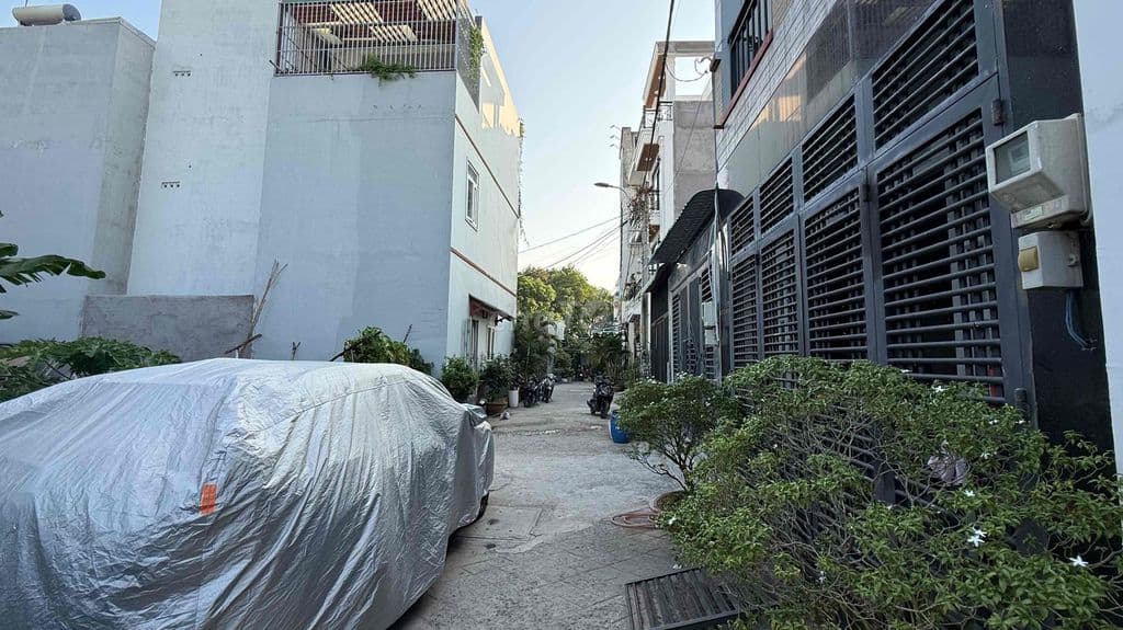 NỀN ĐẤT HẺM 488 LÃ XUÂN OAI - 6.1 TỶ/102M2 - Ảnh 3