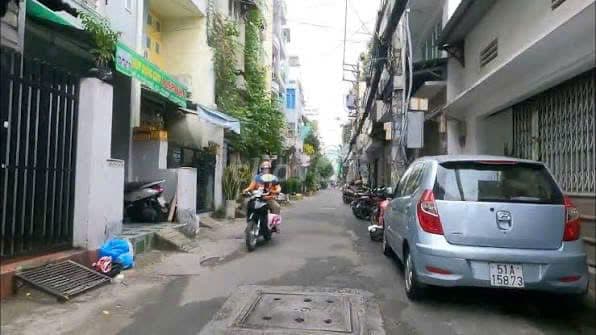 BÁN NHÀ 2 MẶT TIỀN SÁT VÁCH BẮC HẢI – CHỈ 9.8 TỶ - Ảnh 2