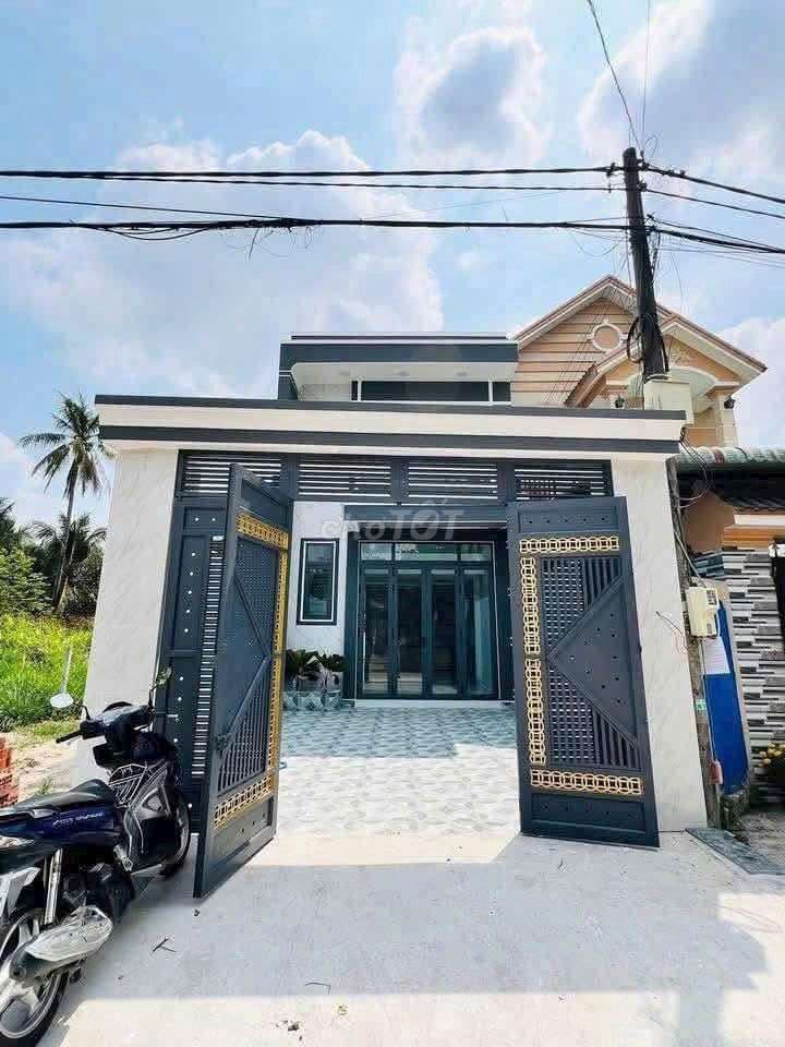 nhà mới Xây 1 Trệt 1 Lầu, 5X22 Thổ Cư, Xã phước Vĩnh an Củ Chi