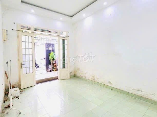 Hàng hiếm hẻm xe tải 6m - Bán đất tặng nhà 2 tầng 54m2 - Nguyễn Xí