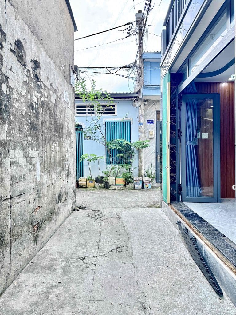 Nhà SHR 1Lầu 4x10m. Hướng Đông Nam. Nhà Mới Ở Ngay. Gần Chợ HL80B - Ảnh 2