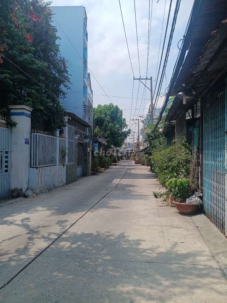 Bán Nhà HXH Chiến Lược Giáp Quận 6 - Ảnh 3