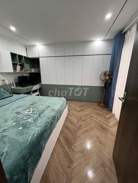 bán nhà đẹp tại Long Biên - full nội thất - Ảnh 3