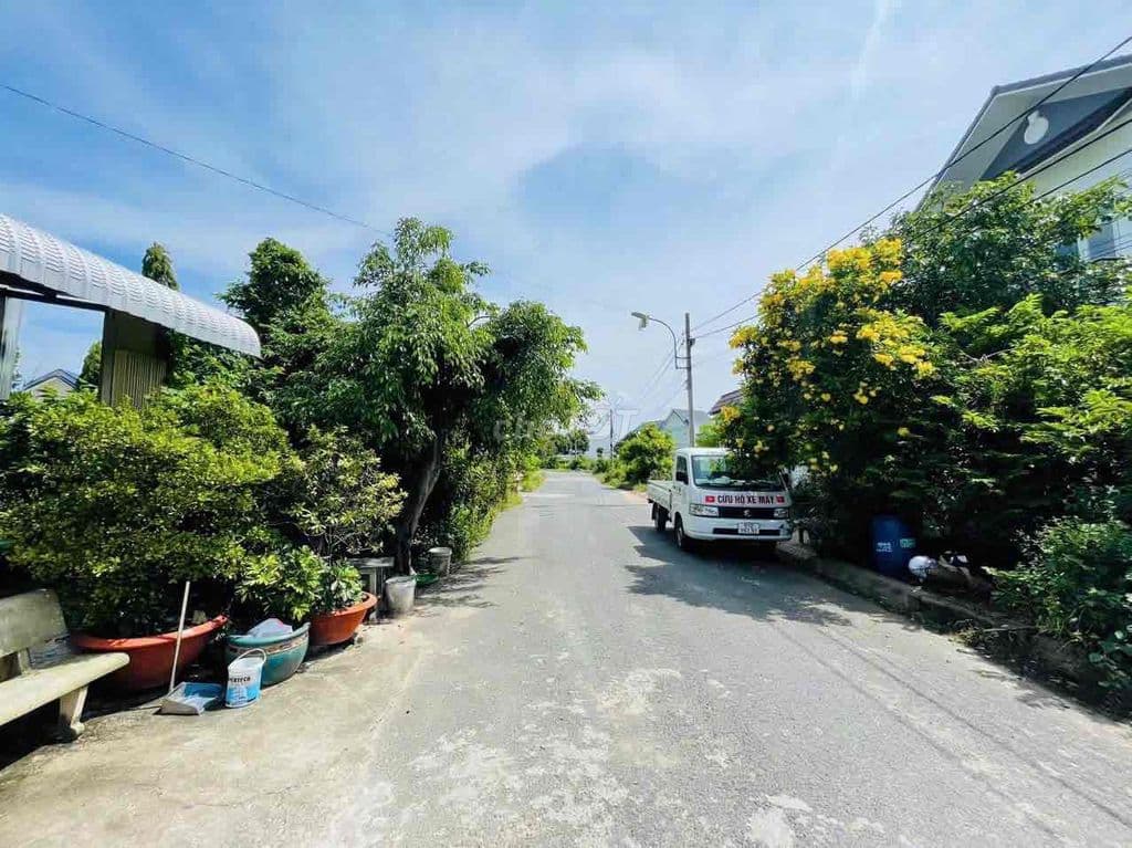 TÀI CHÍNH VỪA TẦM -LÔ 260m2 ĐƯỜNG NHỰA ĐANG TÌM CHỦ MỚI