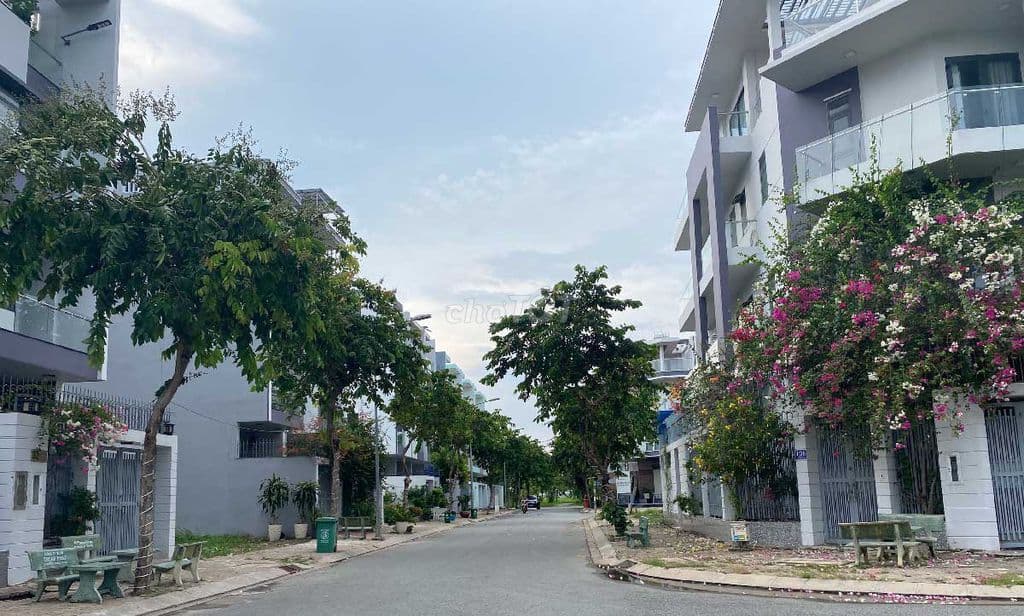 Đất Dương Hồng đường lớn