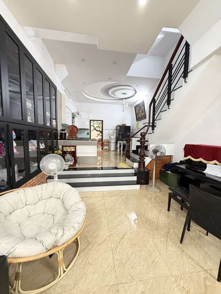 XH ngủ trong nhà, Lê Văn Thọ, ngang 4,5m, 4 tầng, nhỉnh 8 đồng. - Ảnh 3