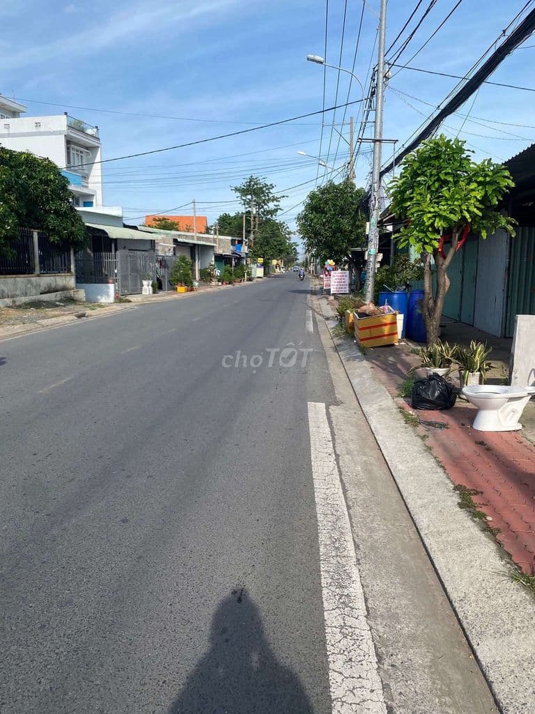 Bán đất mặt tiền đường Đoàn Nguyễn Tuấn 5x35 - Ảnh 2
