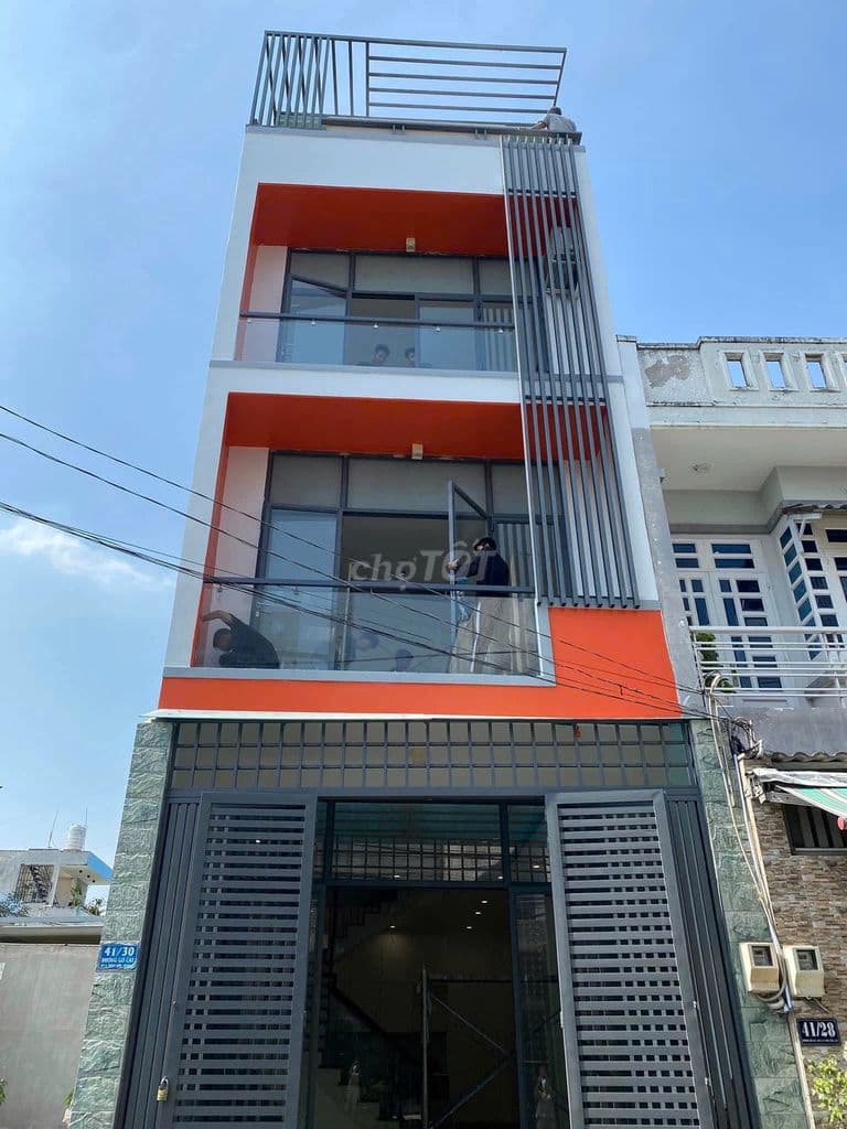 Nhà 2 lầu 3 phòng ngủ đường số 2 nguyễn thị định