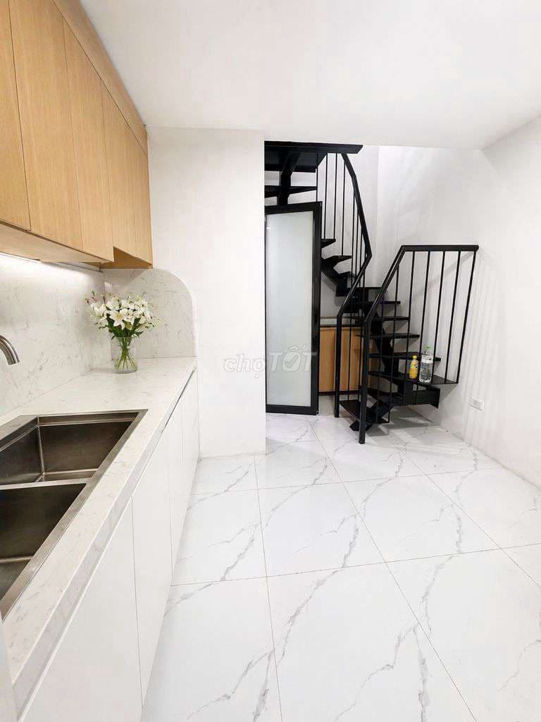 BÁN NHÀ PHỐ TÔN ĐỨC THẮNG 4 TẦNG 3 NGỦ NGÕ THÔNG - Ảnh 3