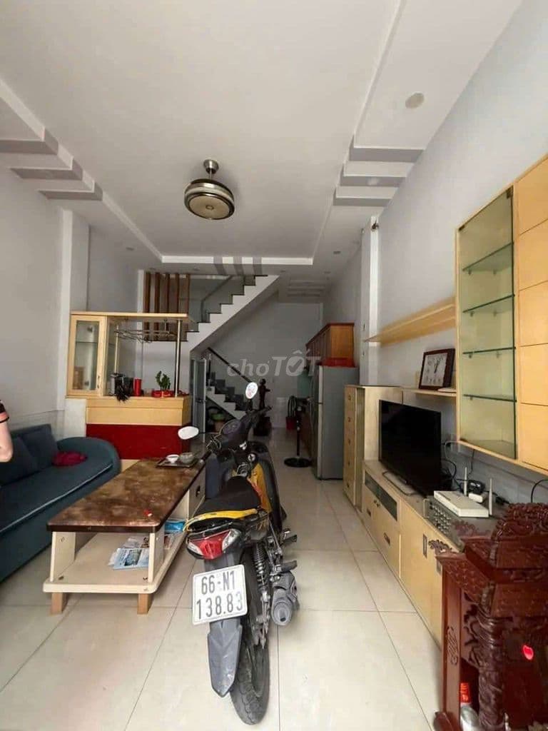 HÀNH HIẾM NHÀ GẦN NHÀ GA T3 , EMART PHAN HUY ICH