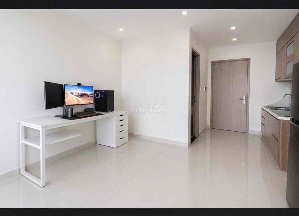 Căn hộ Vinhomes 1 tỷ 880 triệu, full nội thất, view đẹp, sổ sẵn, full
