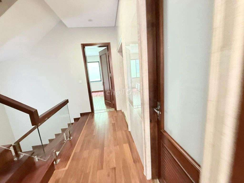 BIỆT THỰ VIP LÀNG QUỐC TẾ THĂNG LONG CẦU GIẤY - 2 MẶT Ô TÔ - HIẾM - Ảnh 3