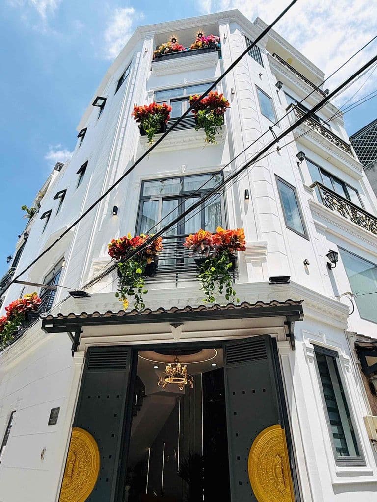 BÁN GẤP NHÀ MƠI 854/44/25 thống nhất