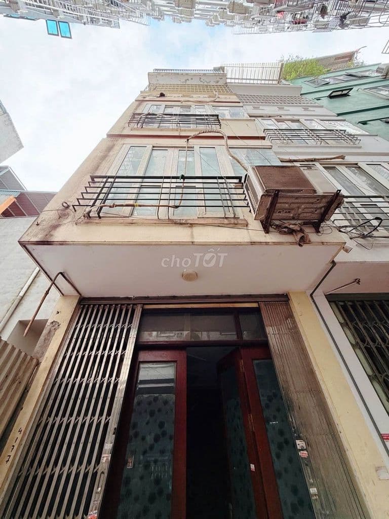 Nhà dân xây 28m² 4 tầng 6 tỷ hơn Tân Mai – Đền Lừ