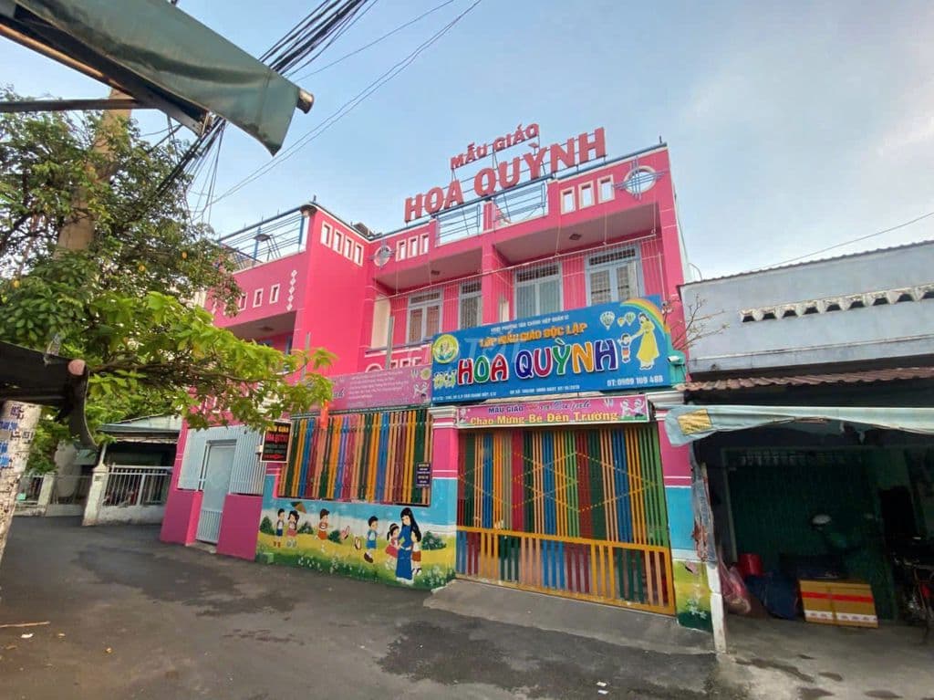 Chính chủ bán nhà 2 mặt tiền đang kinh doanh nhà trẻ, trường mầm non