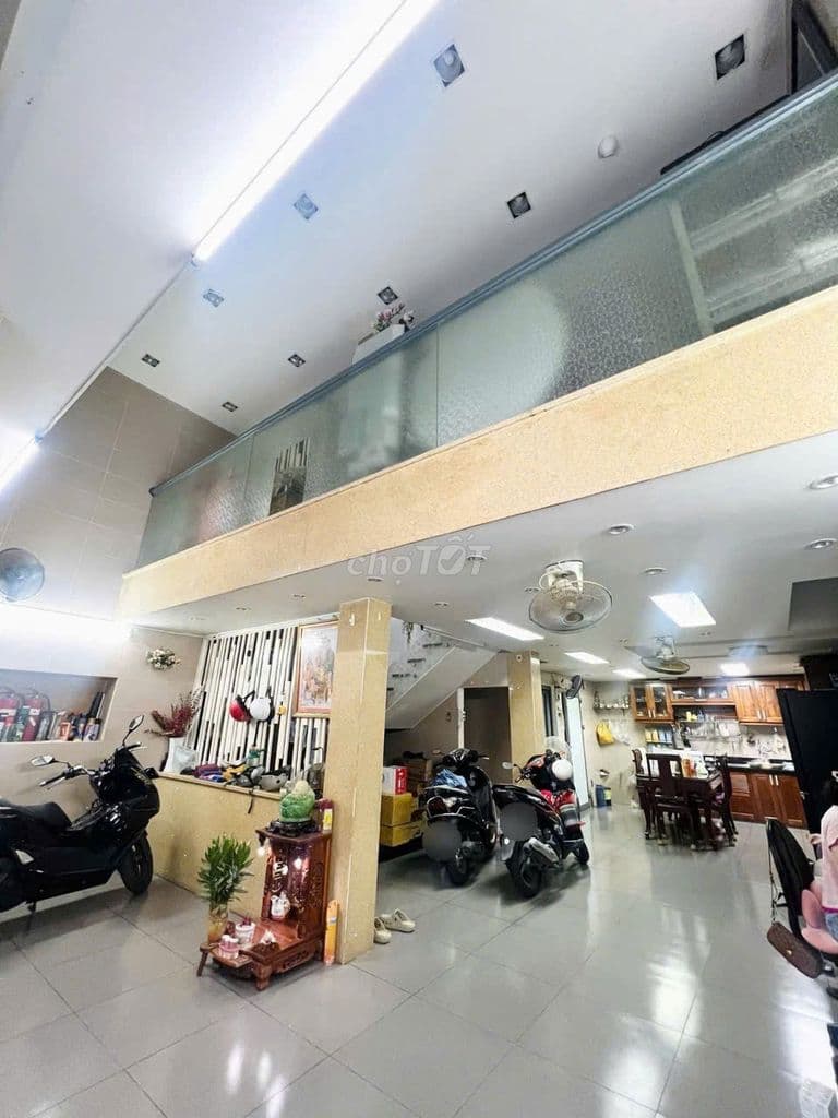 Nhà VIP Thích Quảng Đức-PN 5 tầng - Ảnh 2