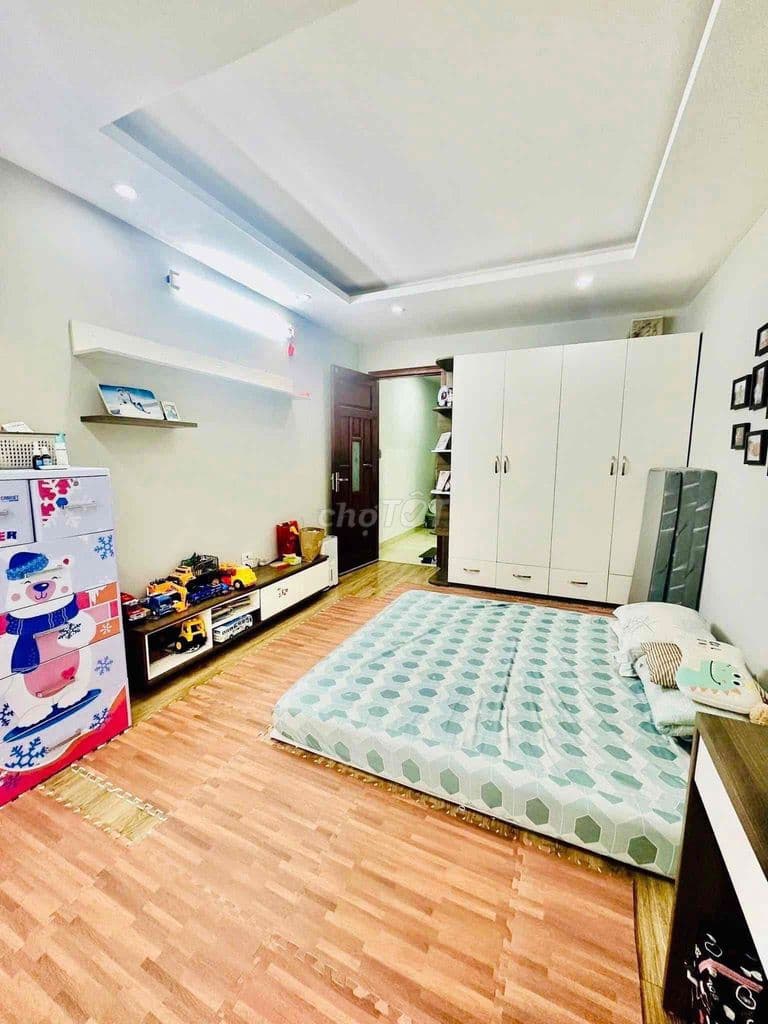 CHÍNH CHỦ BÁN NHÀ NGAY HỒ ĐỀN LỪ HƠN 7 TỶ 35M-5 TẦNG- 3 NGỦ - Ảnh 2