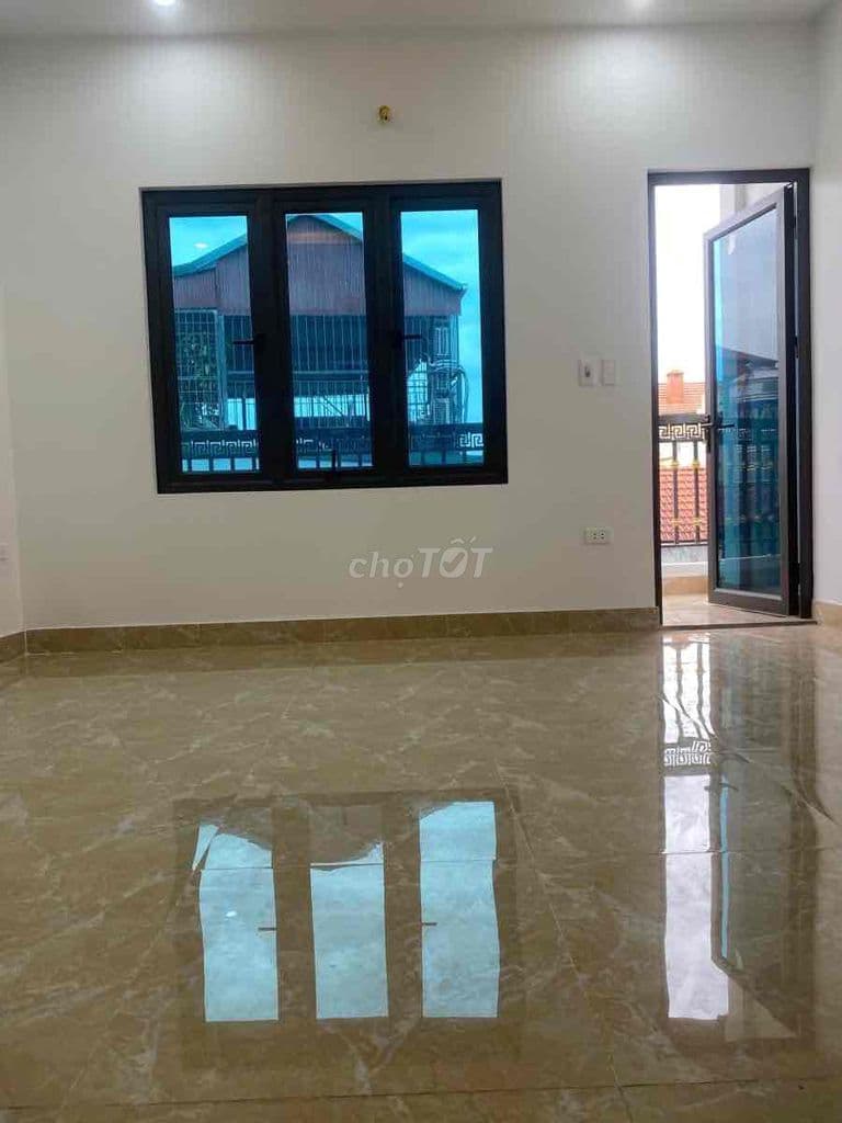 Bán nhà Hoàng Cầu, ngõ nông, thông các ngả, mới đẹp, ở ngay, 40mx5T - Ảnh 3