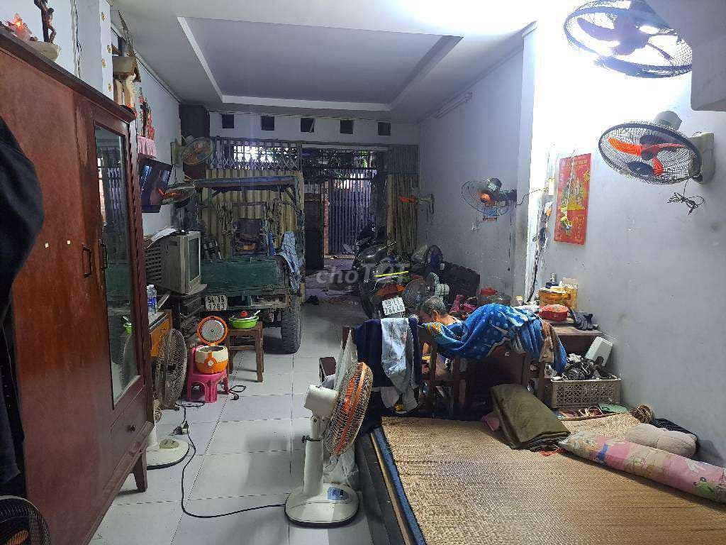 Nhà 2 tầng đường HÀ ĐẶC, phường TRUNG MỸ TÂY, Q12, dt 61m2. Hẻm Ôtô