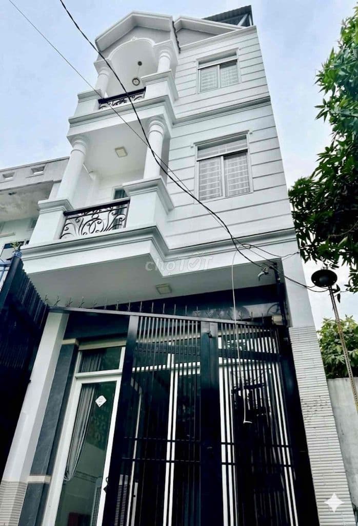 Q.12 - HẺM THÔNG NGUYỄN VĂN QUÁ - 4 x 13.5 - 4 TẦNG BTCT - 4 PHÒNG NGỦ