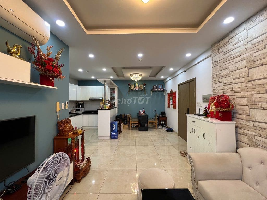Cắt lỗ 300 triệu! Luxcity 85m² 3PN chỉ 4,8 tỷ – Giá *** hiện nay