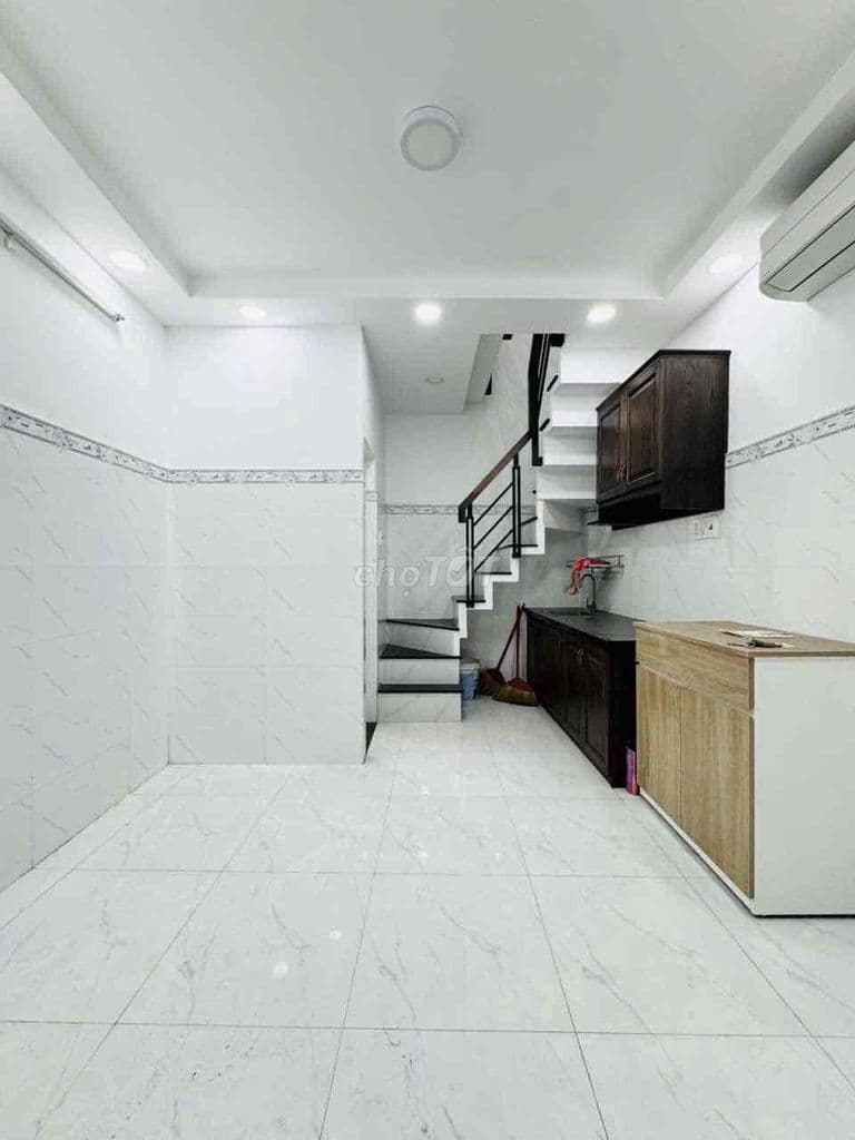 Cần bán gấp nhà ở Thành Thái Quận 10 Hồ Chí Minh - Ảnh 3