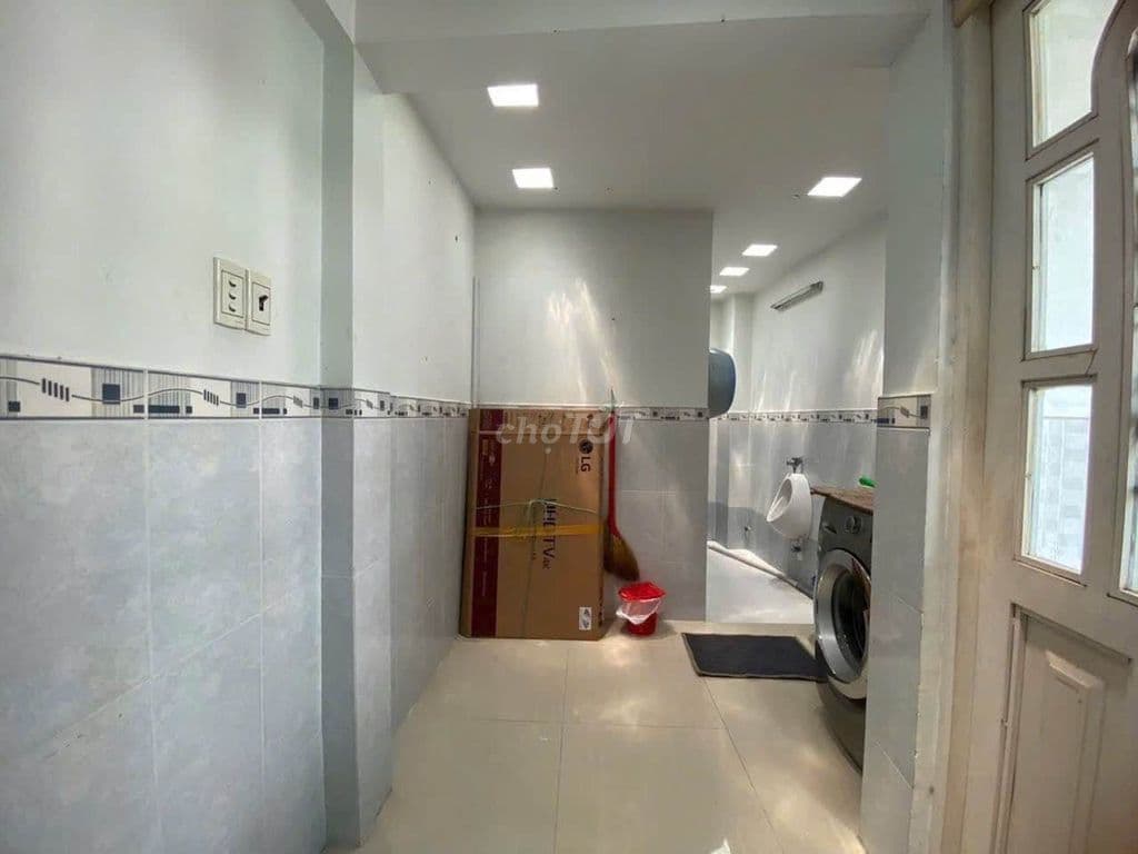 BÁN NHÀ NGAY HOÀNG VĂN THỤ - P. ĐỨC NHUẬN QUẬN PHÚ NHUẬN - 4 TẦNG - Ảnh 2